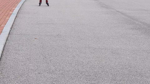 My child rides inline skates.