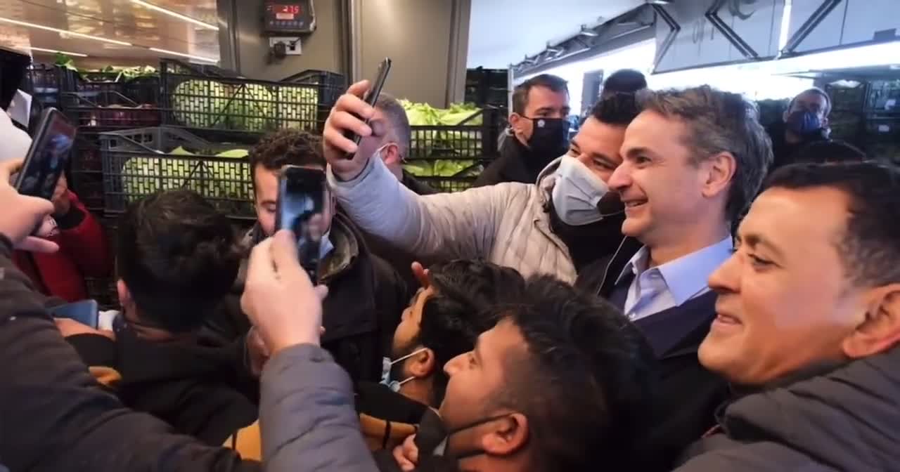 ΜΗΤΣΟΤΑΚΗΣ-ΤΡΕΛΑΙΝΟΜΑΙ ΓΙΑ ΜΑΝΙΤΑΡΙΑ.