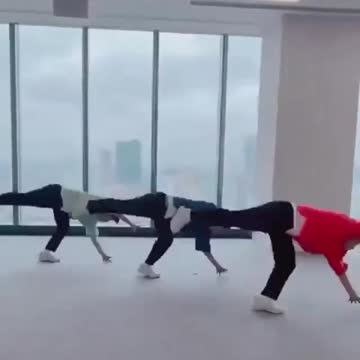 Perfect timing..love it 😀😍👏