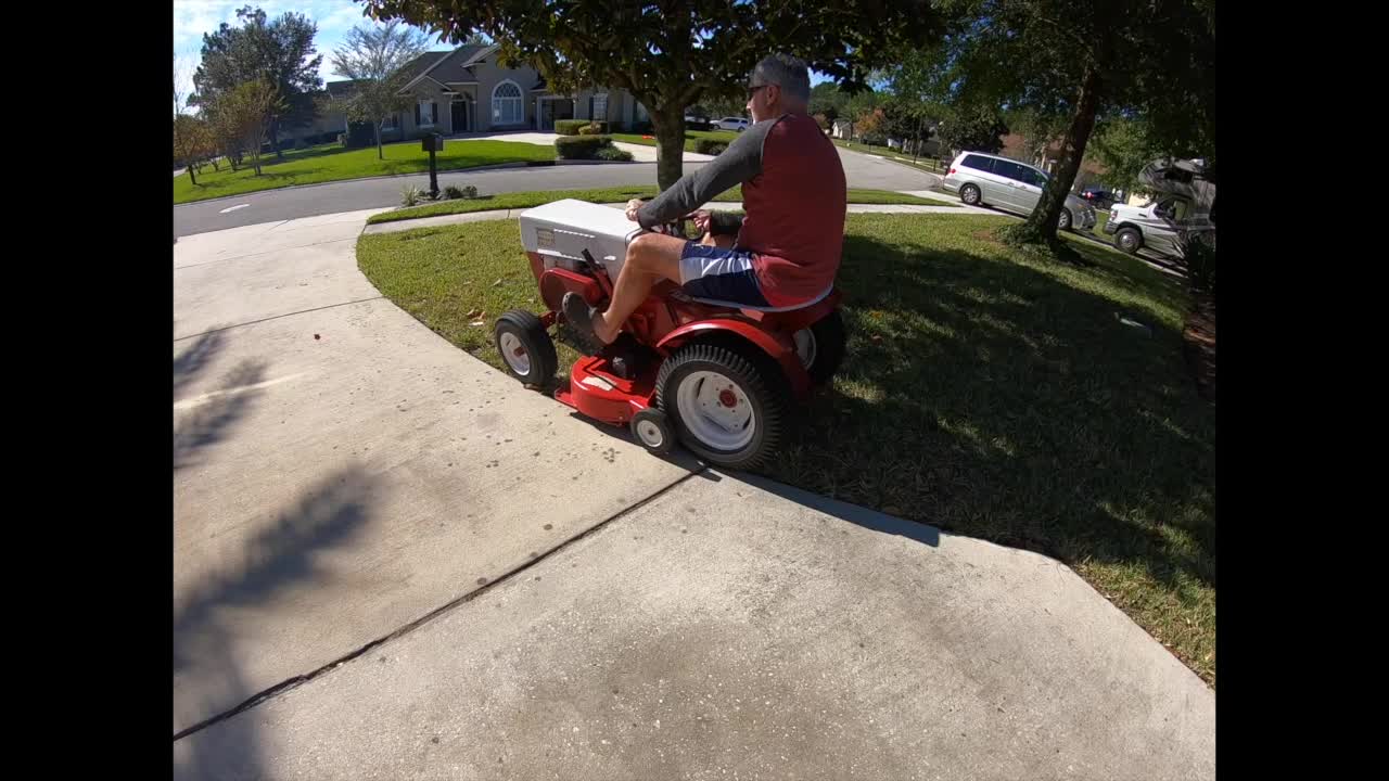 1969 Sears XL10 Lawn Tractor