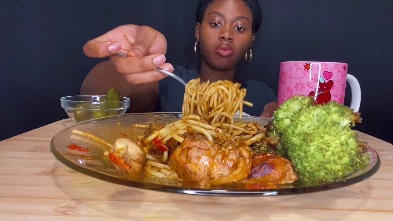 ASMR BUTTER CHICKEN PASTA W/ BROCCOLI MUKBANG #asmr