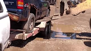 Scrapping a Chevy with a broken frame