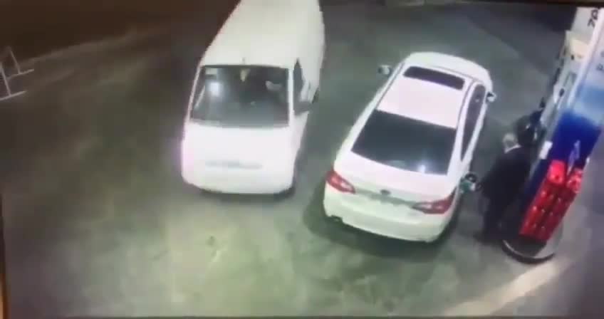 He sprayed petrol on the robbers