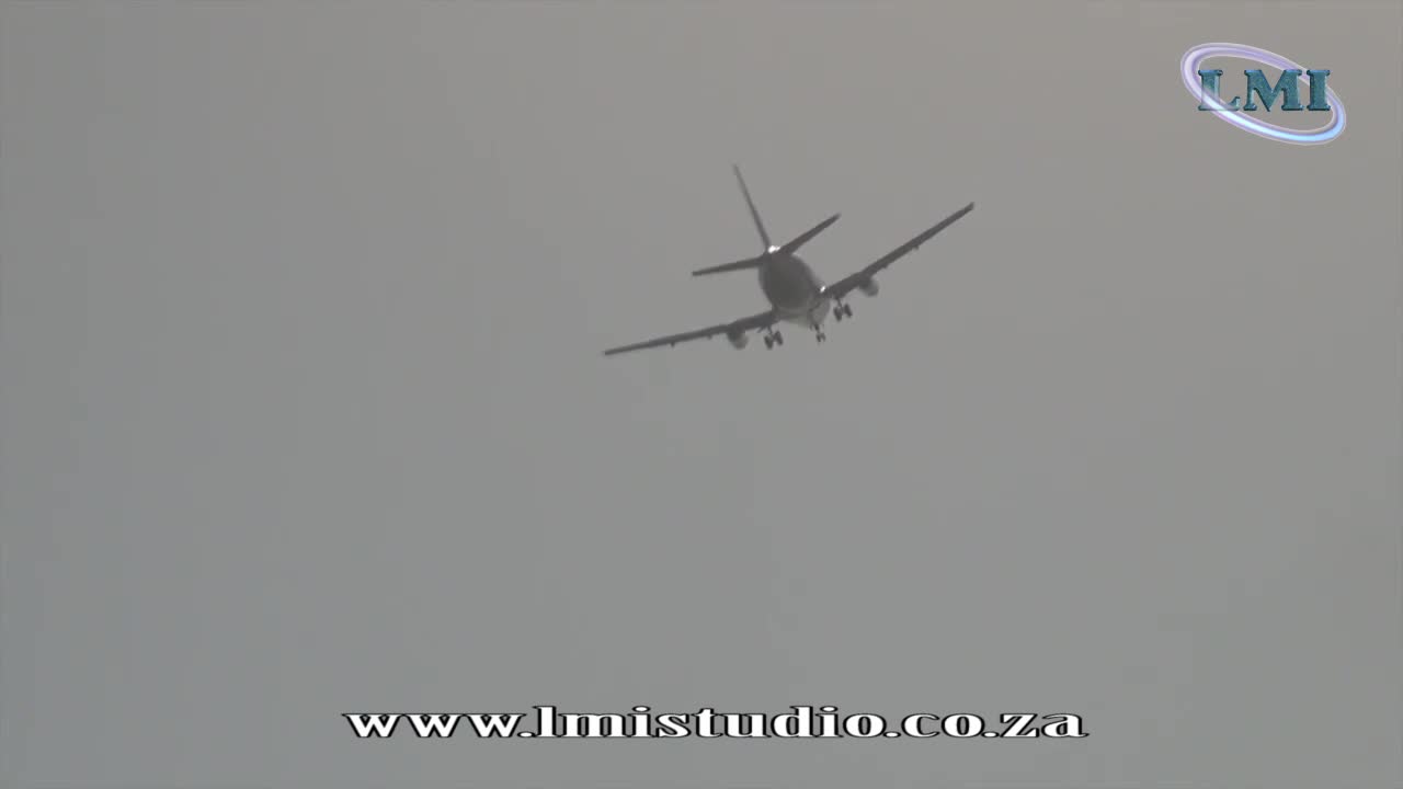 Boeing 737 makes history at Margate Air show