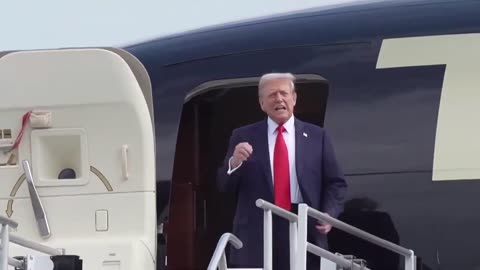 The Real President has landed! 🇺🇸