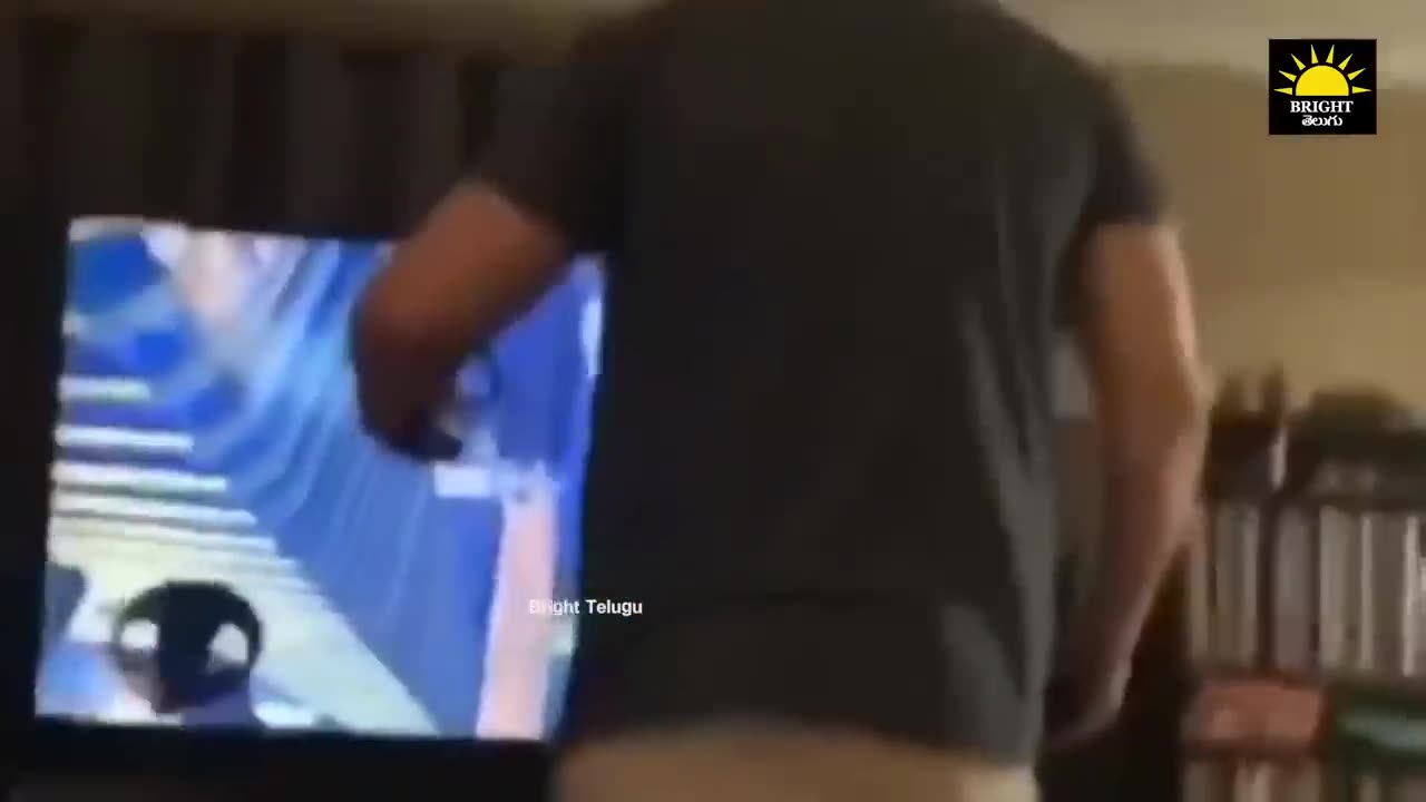 కెమెరాలో రికార్డ్ అయినా ఫన్నీ వీడియో చుడండి😂😂