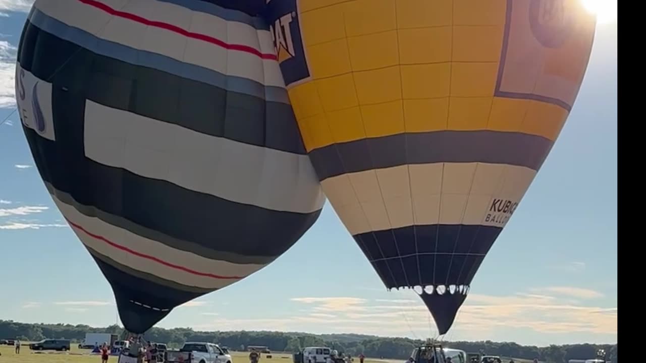 #hotairballoon #summervibes #festival #battlecreek