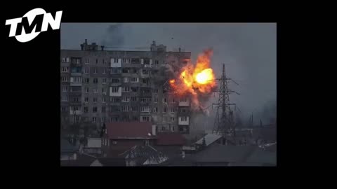 Mariupol Russian vessel hit by Ukrainian Azov Battalion! RUSSIA UKRAINE WAR NEWS