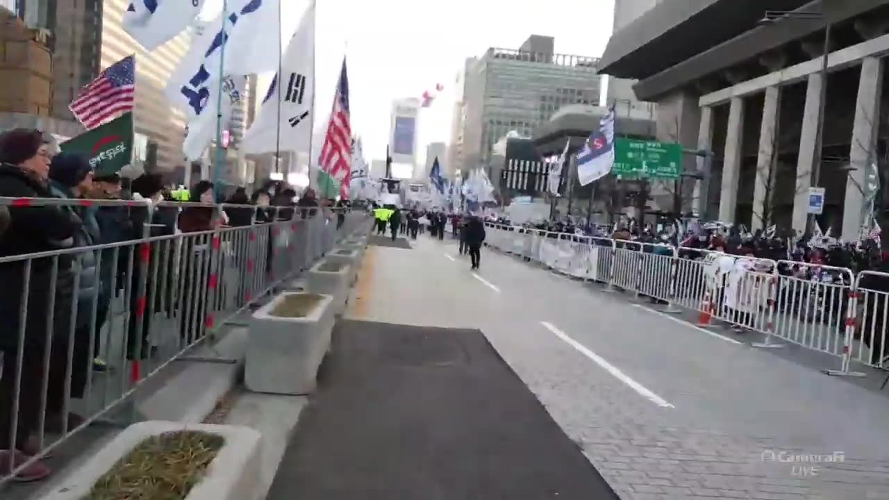 20200218_V3_S03(LHwt0gvns0I)촛불 적진에 잘못 들어갔다가 무사히 빠져 나오다