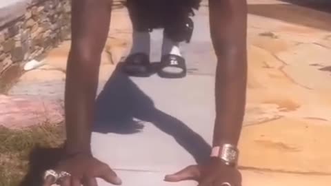 NBA YoungBoy tried to do 24 push ups for his 24th birthday