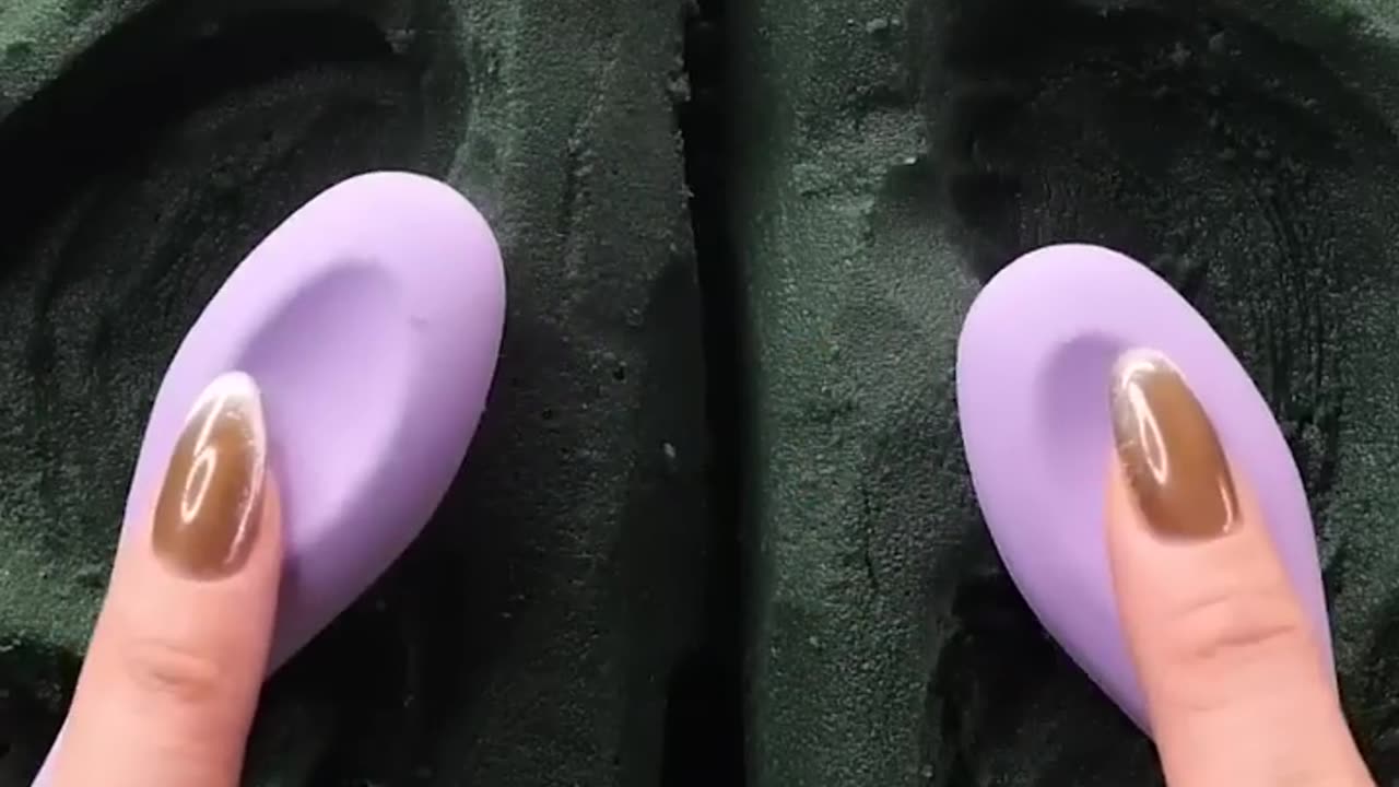 Relaxing ASMR video Foam (1 Minute)