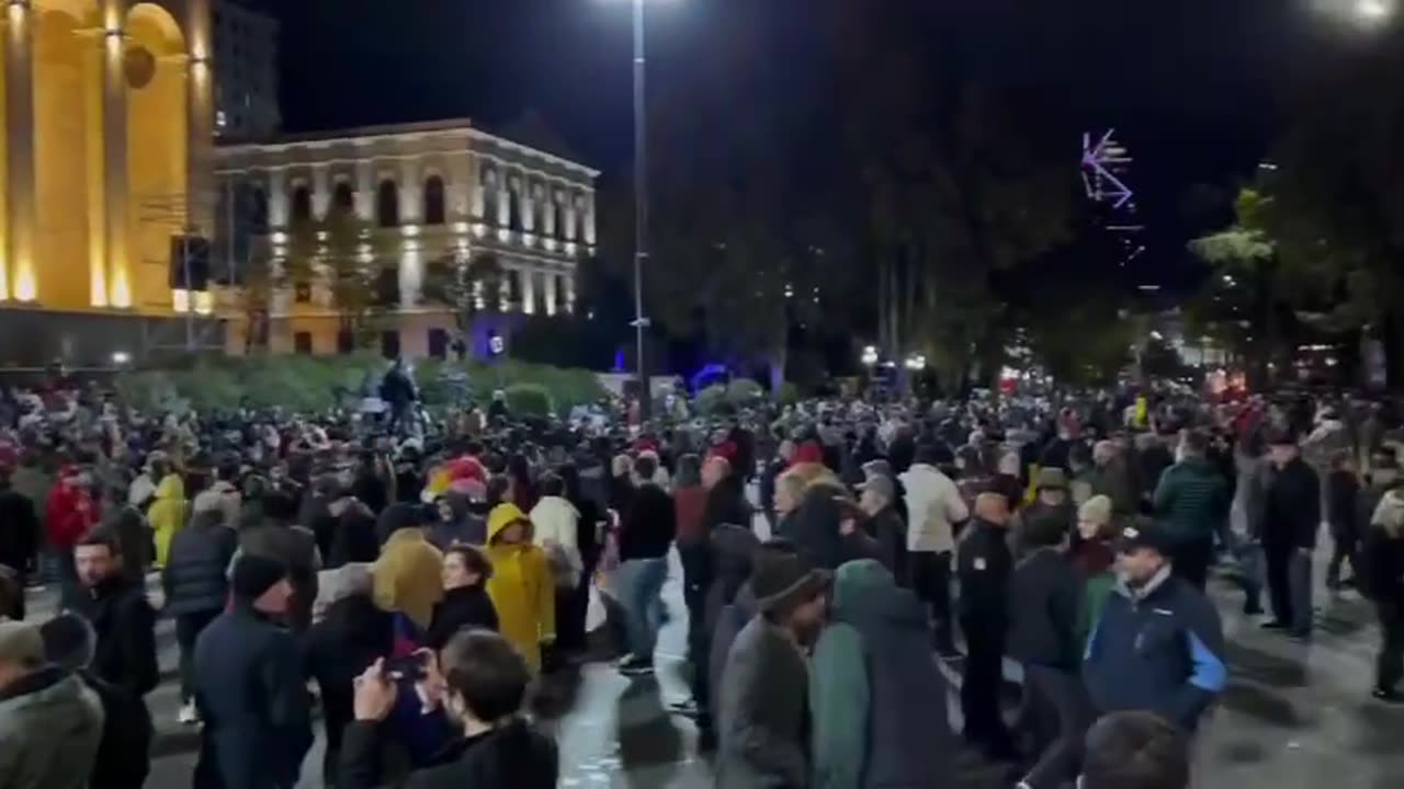 🇬🇪✊ Georgian opposition is holding another rally, the participants of which do