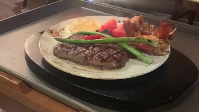 Steak Fire show