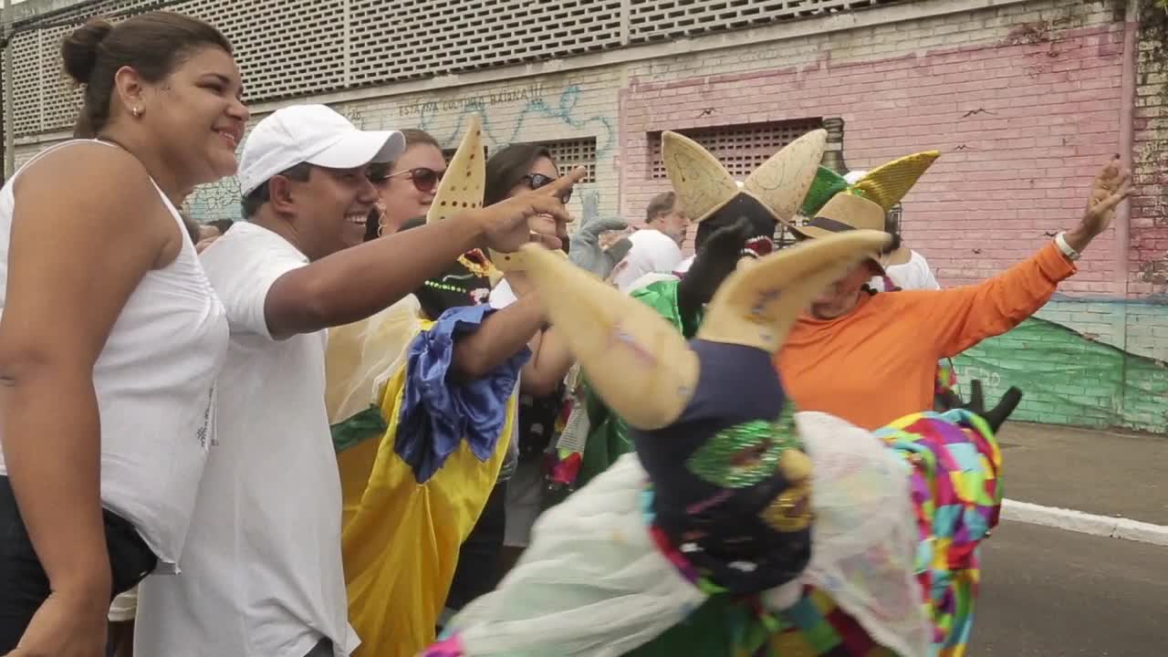 02 - SENHOR DO BONFIM