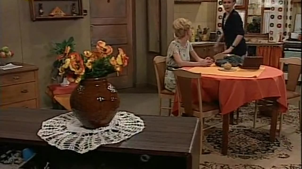 Miodowe Lata - TV Or Not TV, 28