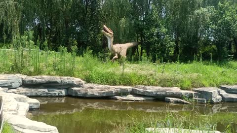 The dinosaur held its head high