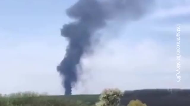 Russian Pilots Ejecting From Downing Plane