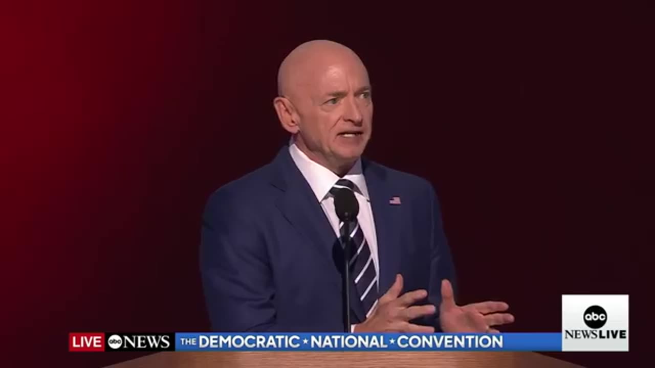 FULL SPEECH_ Arizona Sen. Mark Kelly says ‘the world laughs at Trump’ on final d