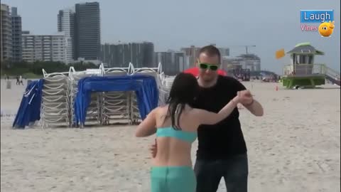 Sexy Pranks On the Beach Gone Sexual Funniest - Funny Vines