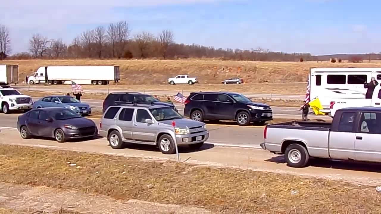 The Peoples Convoy Day 6 Strafford, MO Part 3 - HONK!