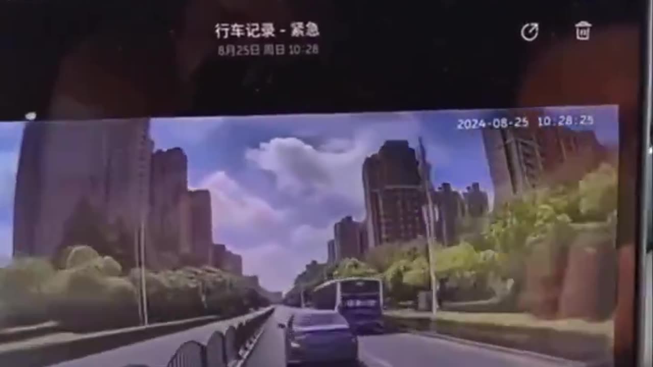 Chinese AI powered smart car goes out of control after being rear ended