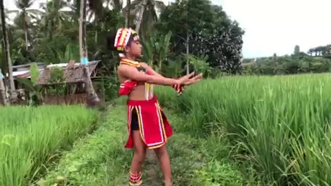 Makabagong Tugtog sa Makalumang Sayaw