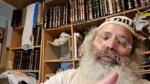 נוח לו לאדם שימסור עצמו לתוך כבשן האש ואל ילבין פני חברו ברבים מנא לן - שיר נ נח מסכת כתובות דף סז