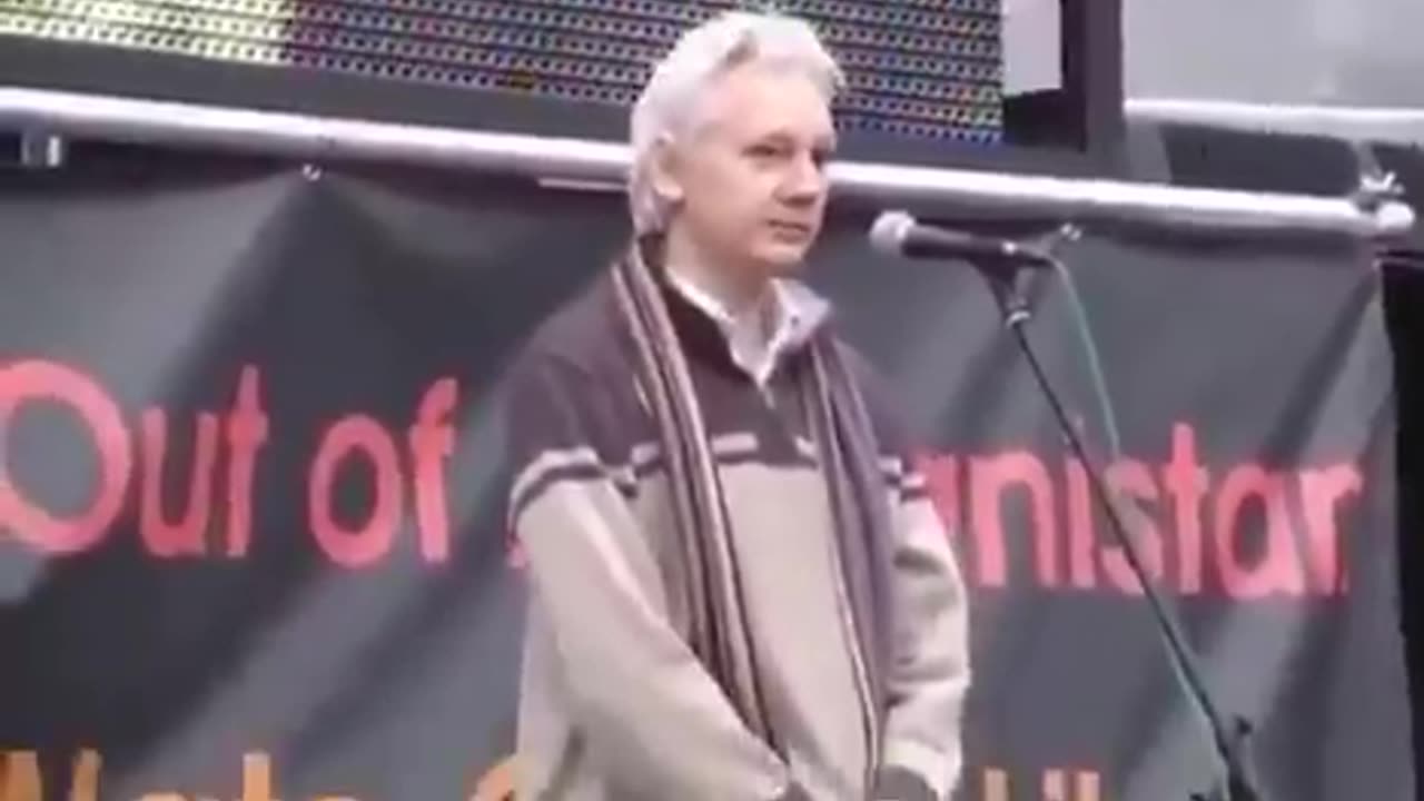 Julian Assange:“If wars can be started by lies, peace can be started by truth.”