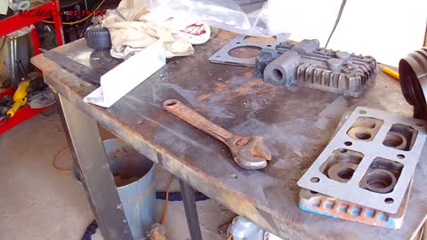 Cleaning Rusty Wrench with 1000w laser cleaner