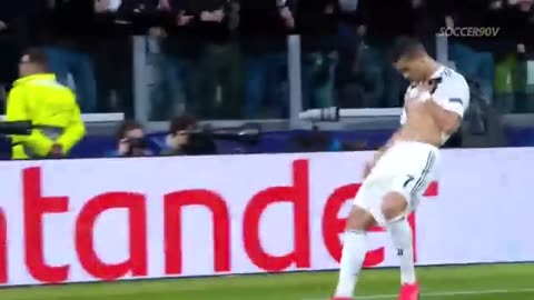 Most epic reaction to Cristiano Ronaldo