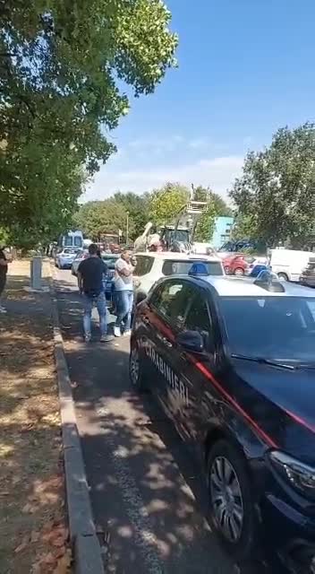 Brescia, Italy: Farmers form convoy to support Dutch protests (July 14, 2022)