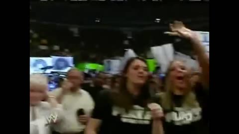 RAW Late 2005 Intro (Remake)