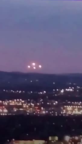 UFOs CHARIOTS OF GOD ANGELS ORB SIGHTING ILLUMINATED🕎Psalms 103:20 “Bless the LORD, ye his angels”