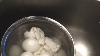 Easy peel eggs