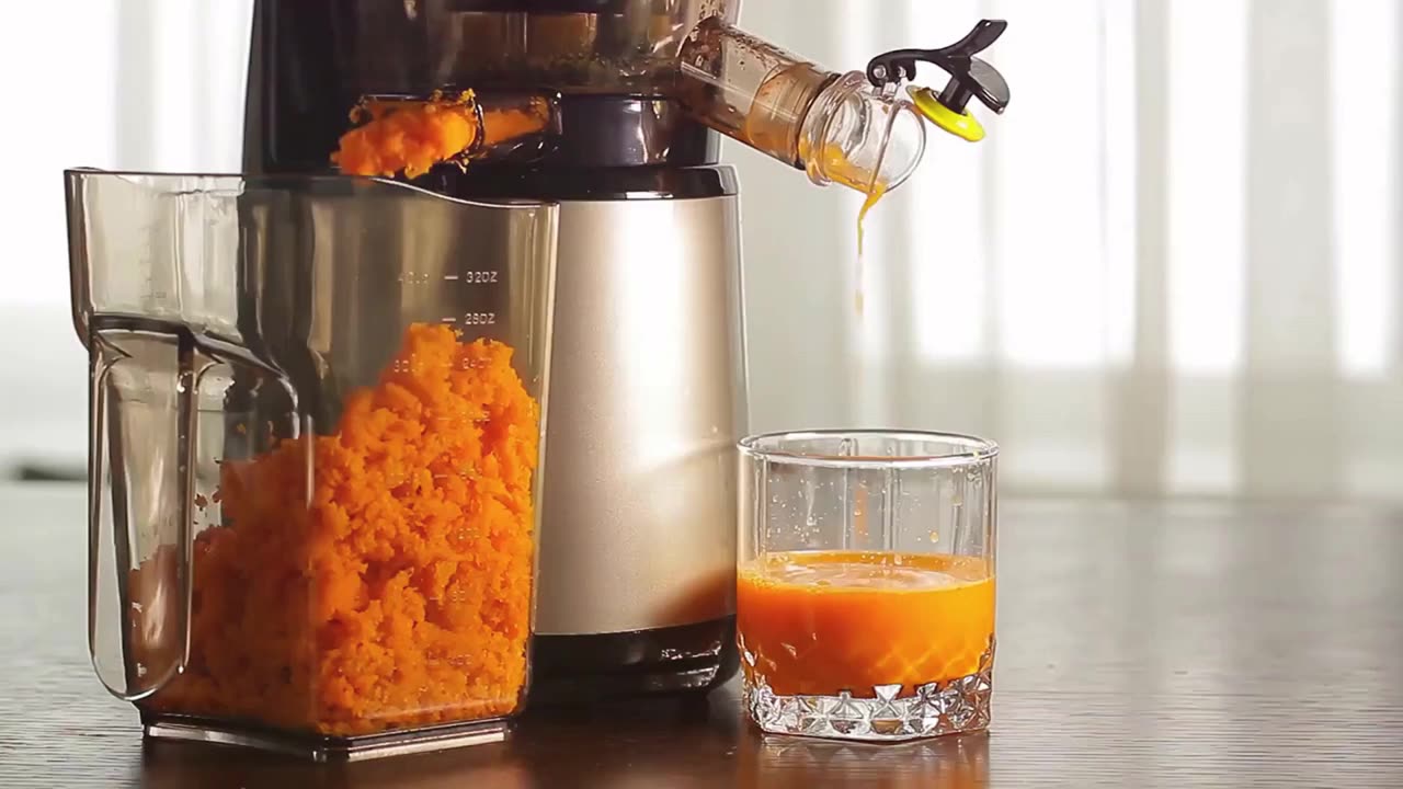 Juice Up Your Life: 3 Amazing Benefits of Carrot and Apple Juice