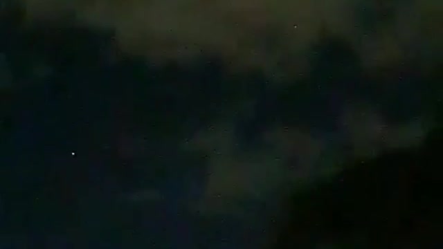 MELBOURNE NEW YEARS EVE UFOs CHARIOTS OF GOD ANGELS IN PERFECT FORMATIONšIsaiah 66;15-18 āANGELSā