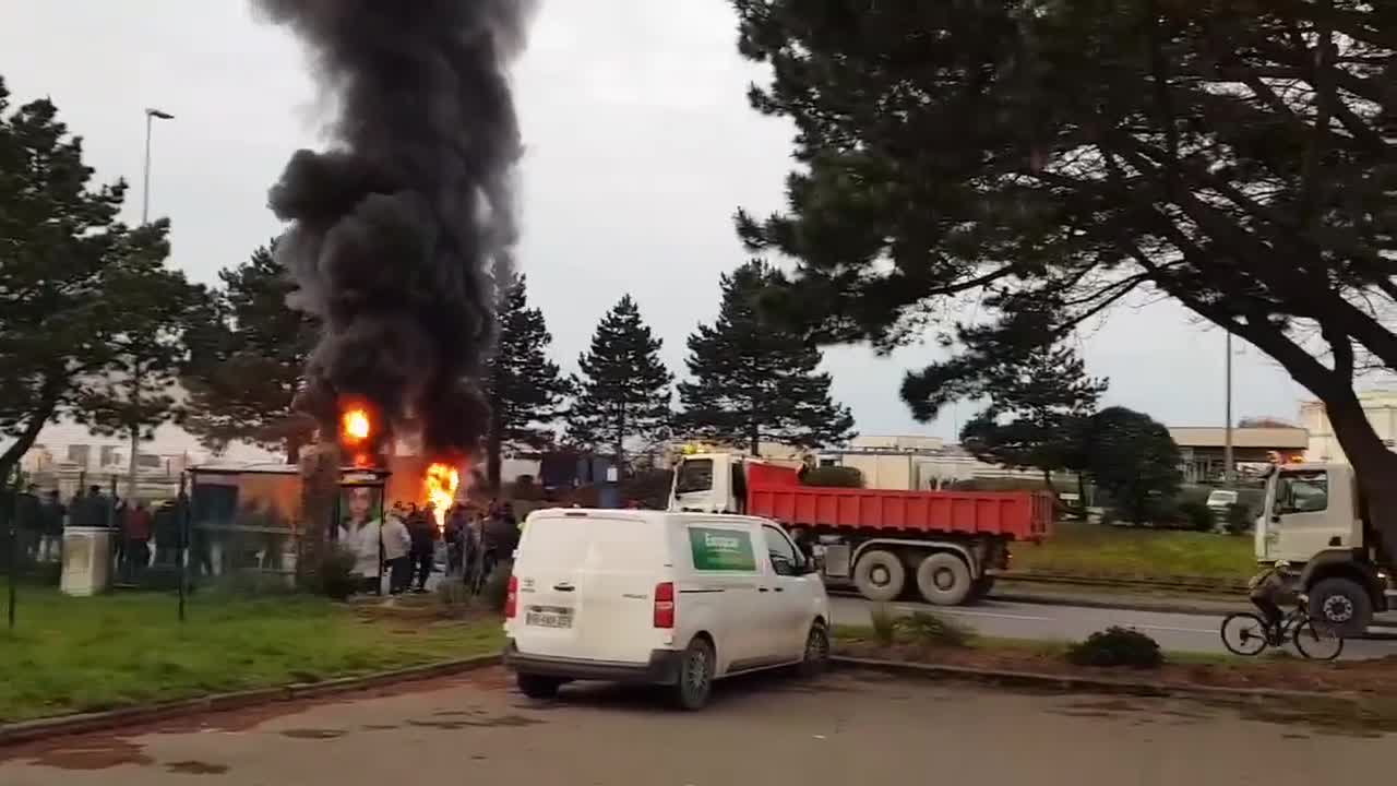 Διαμαρτυρίες στην Γαλλία για τις τιμές των καυσίμων
