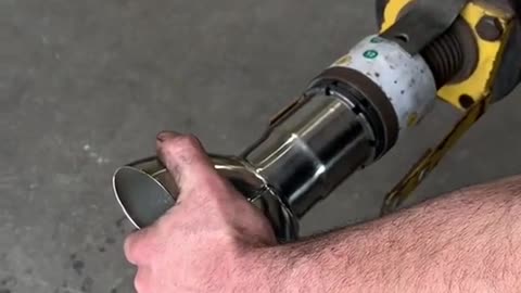 Pipe fitting connection