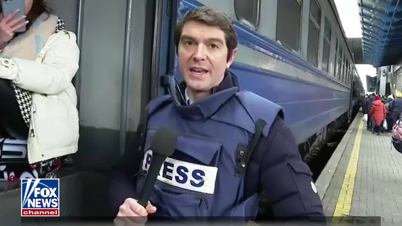 Fox News correspondent Benjamin Hall safely out of Ukraine
