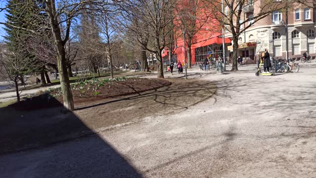 Från slottet till Drottninggatan, invid Nikolai kyrka. Örebro 21 April 2022