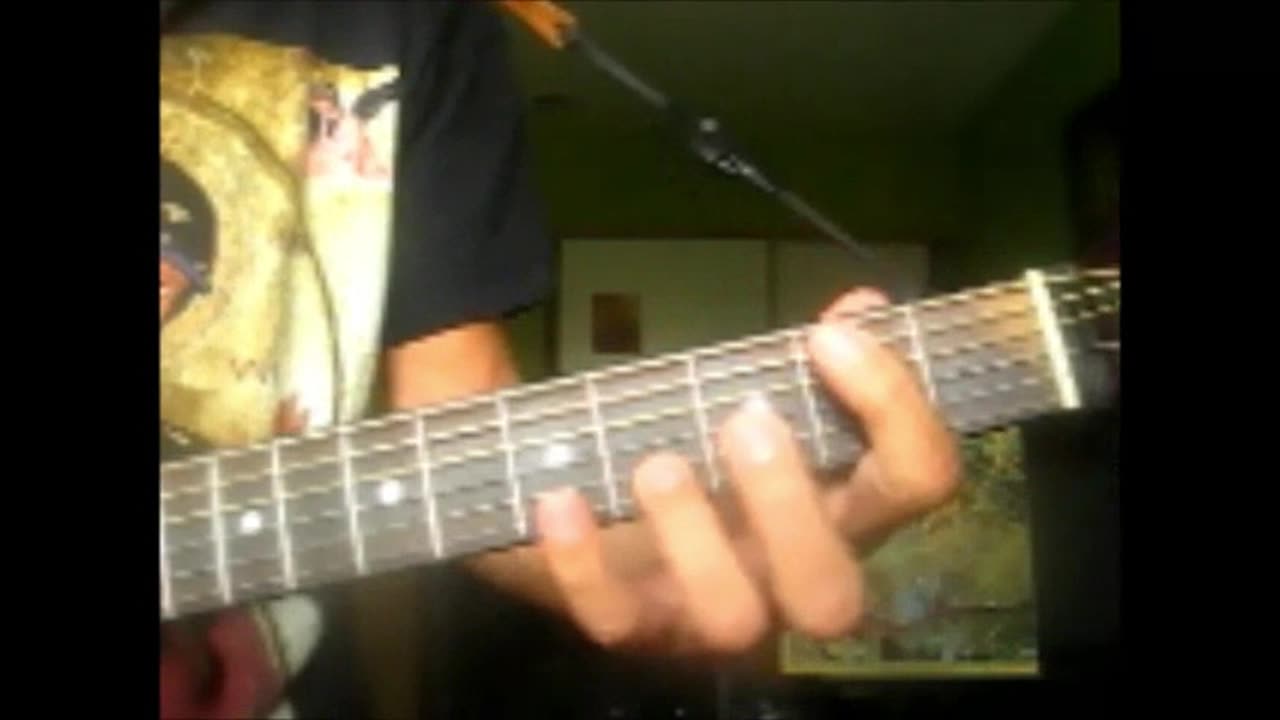 Excuse mois, monsieur, but can you show me the chords to Bip Bop Link?