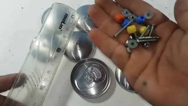 Handcraft make by soda can.so amazing