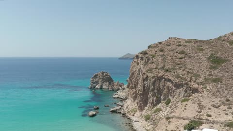 Cliff on the seashore, skyline view