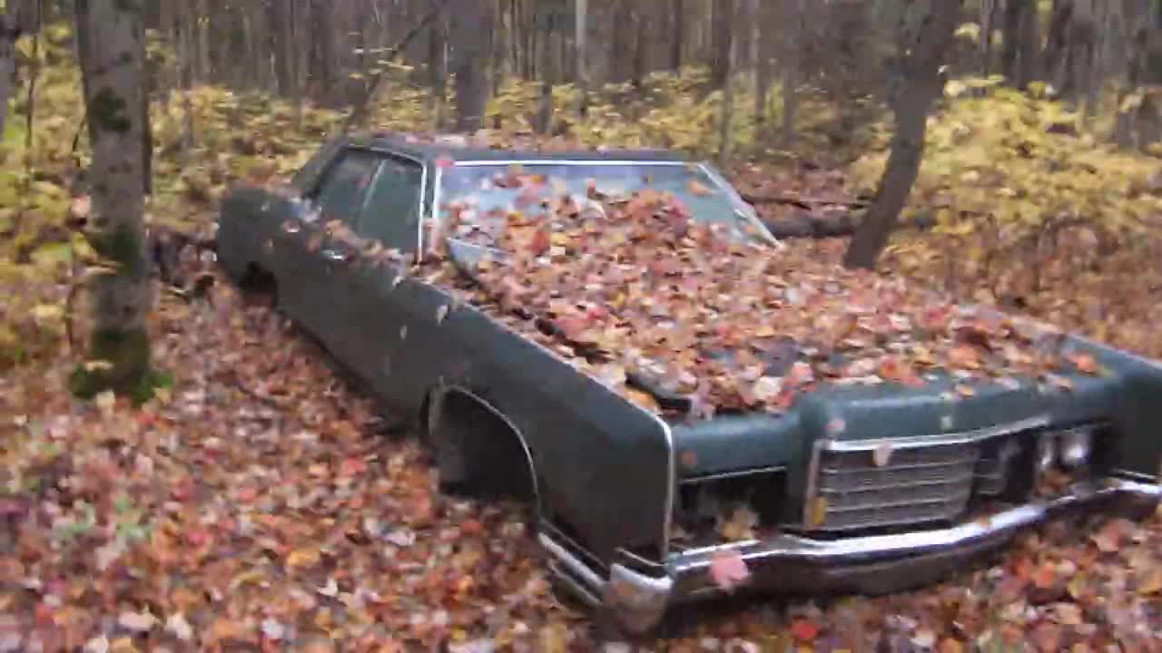 Creepy 73 Lincoln Continental is Back!