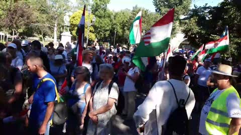 Indulás a rendőrségre