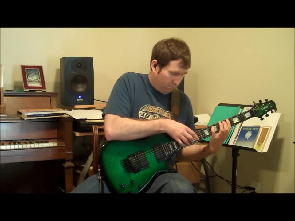 Extreme Guitar - Mike Kelly Playing Mozart Turkish Rondo (8 Finger Tapping)