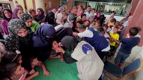 U.N. begins polio vaccination in Gaza as fighting rages