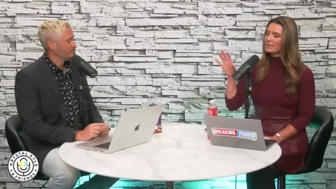 'THE ONION' BUYS ALEX JONES INFORWARS!