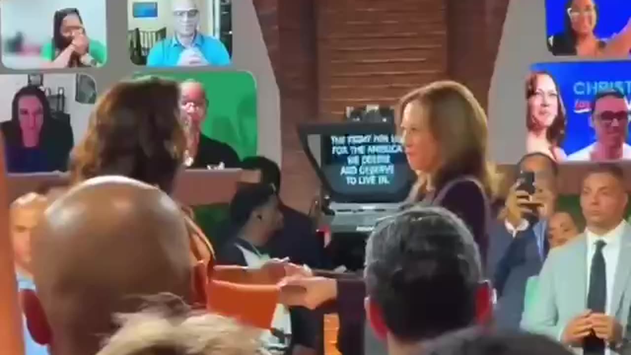 Hidden teleprompter spotted at Oprah's ‘town hall’ with Kamala Harris