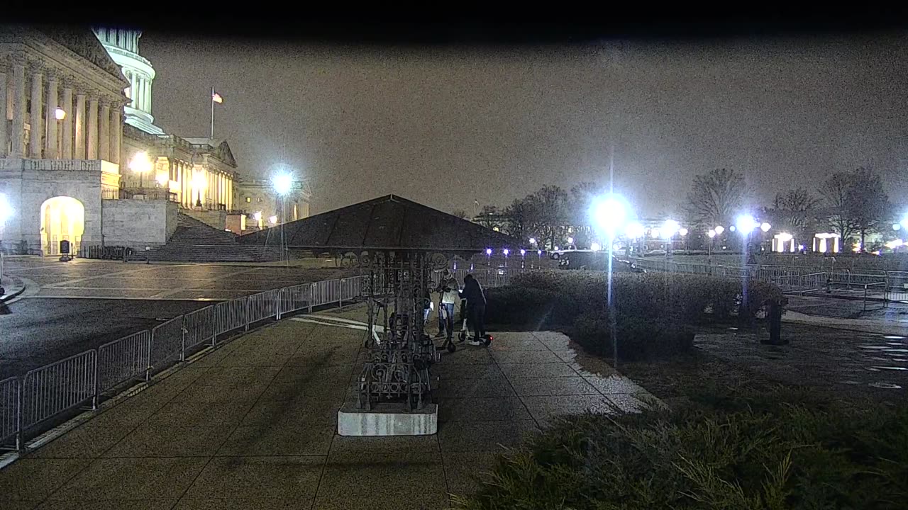 0675USCG00HousePlaza_2021-01-05_18h47min17s783ms.mp4